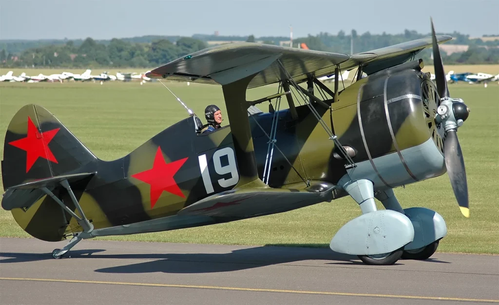 Polikarpov I-15bis 'Bort 19'