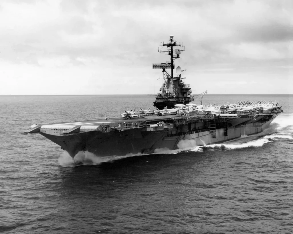 La USS_Oriskany nel 1967